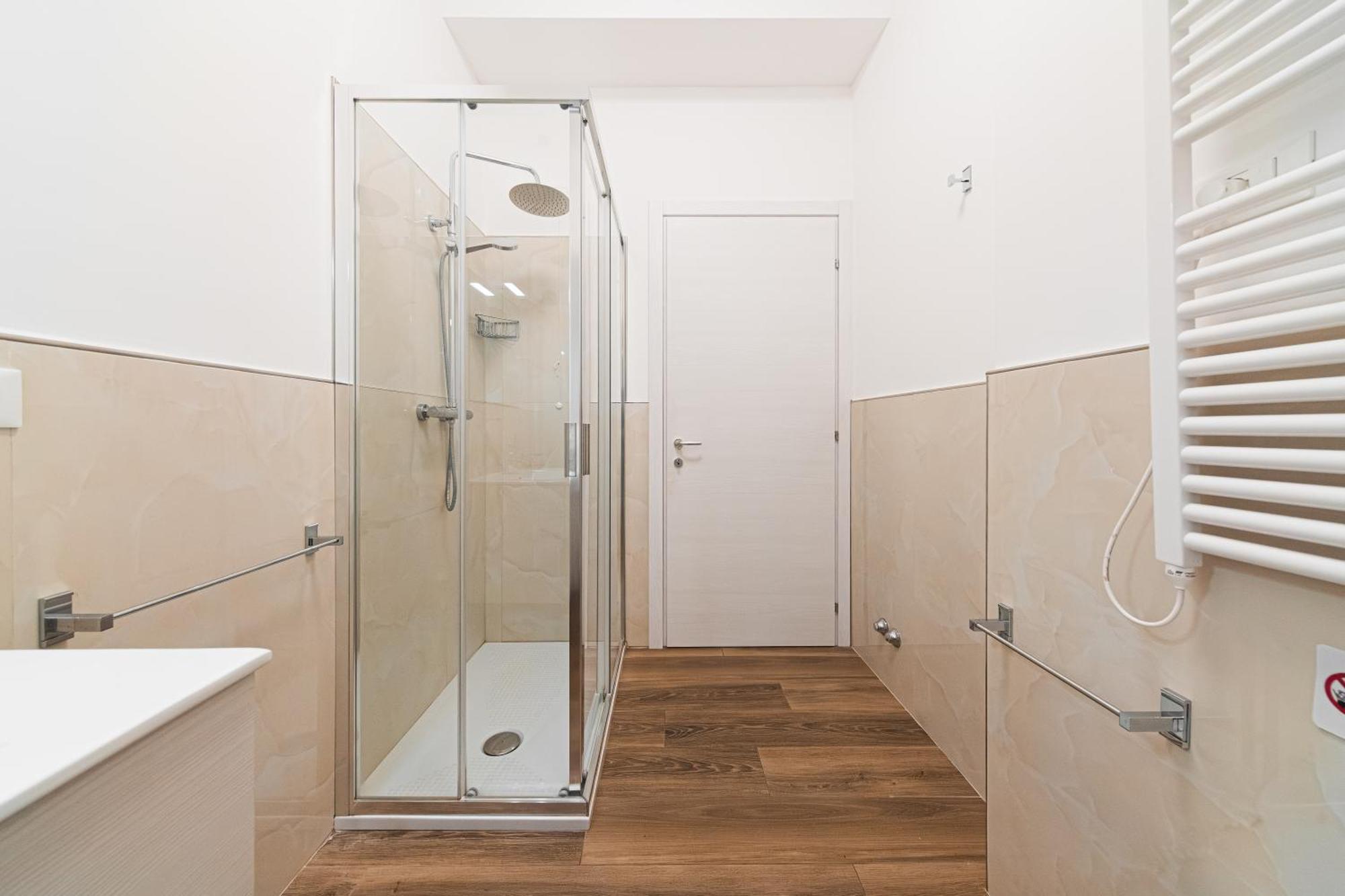 New - Venturini Suites In Bologna Centre ภายนอก รูปภาพ