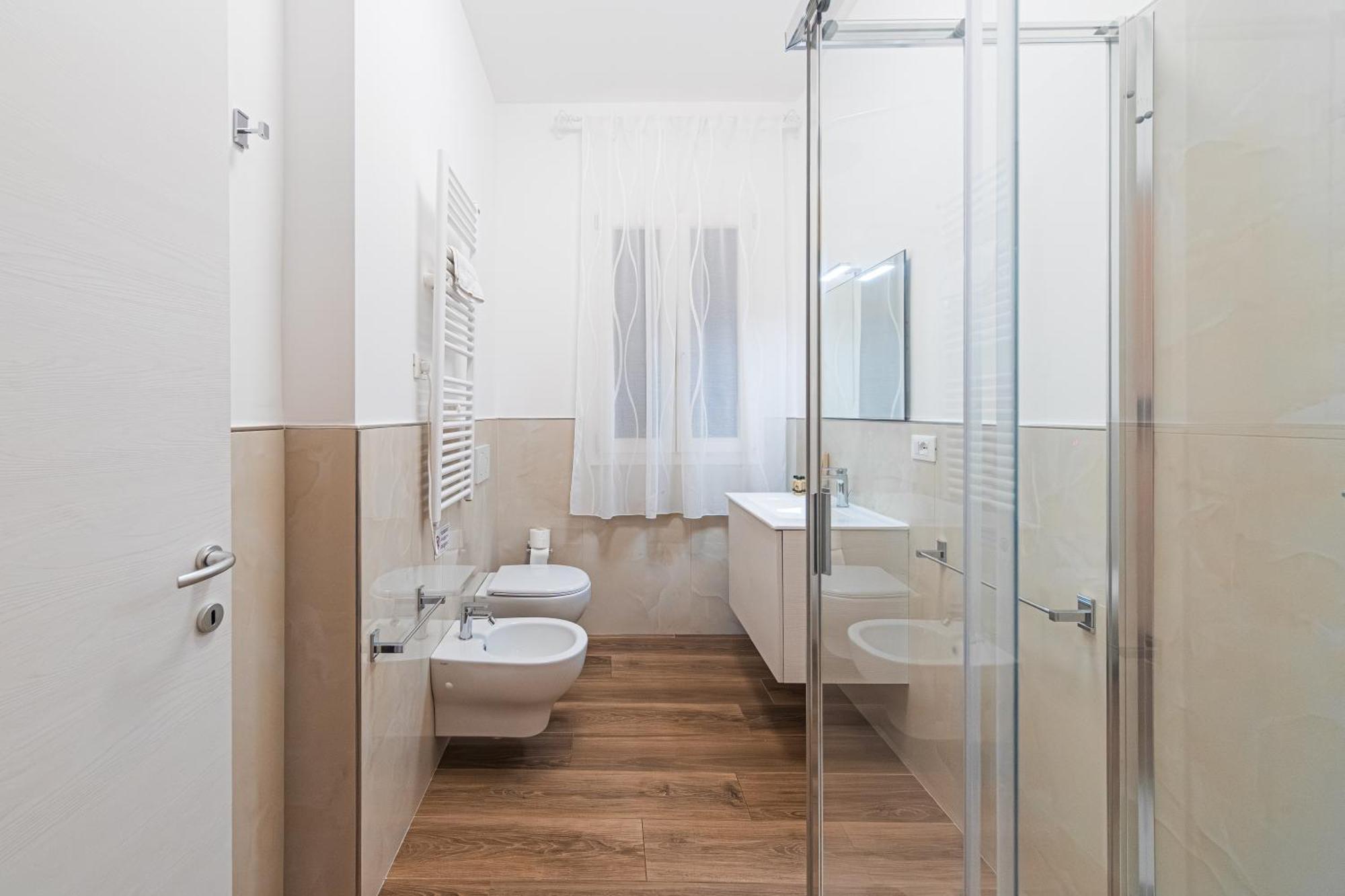 New - Venturini Suites In Bologna Centre ภายนอก รูปภาพ