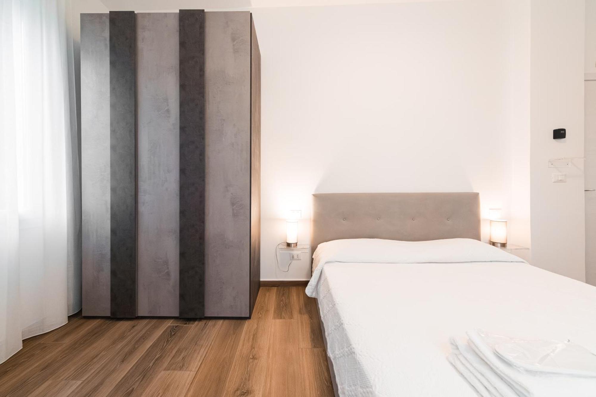 New - Venturini Suites In Bologna Centre ภายนอก รูปภาพ