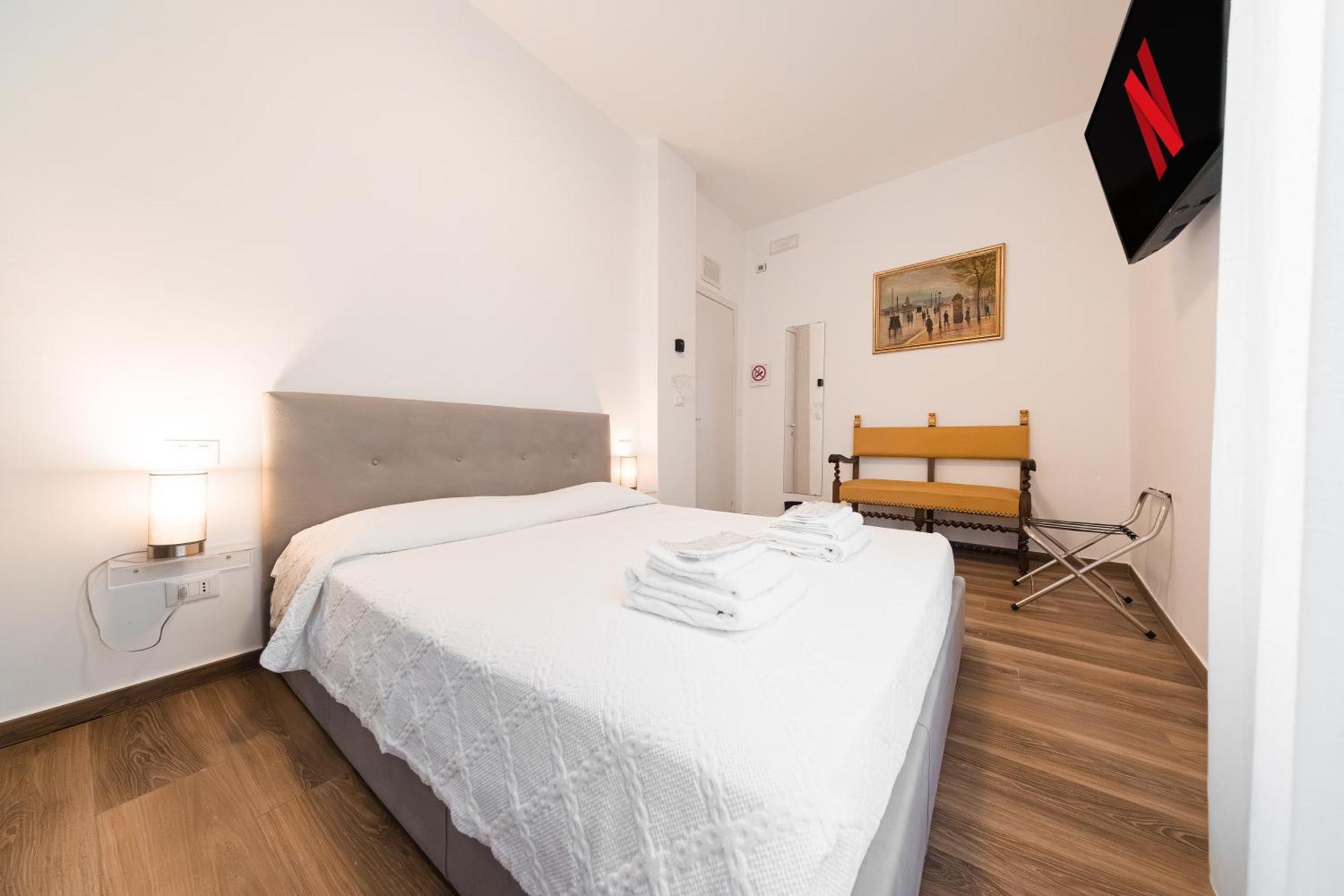 New - Venturini Suites In Bologna Centre ภายนอก รูปภาพ