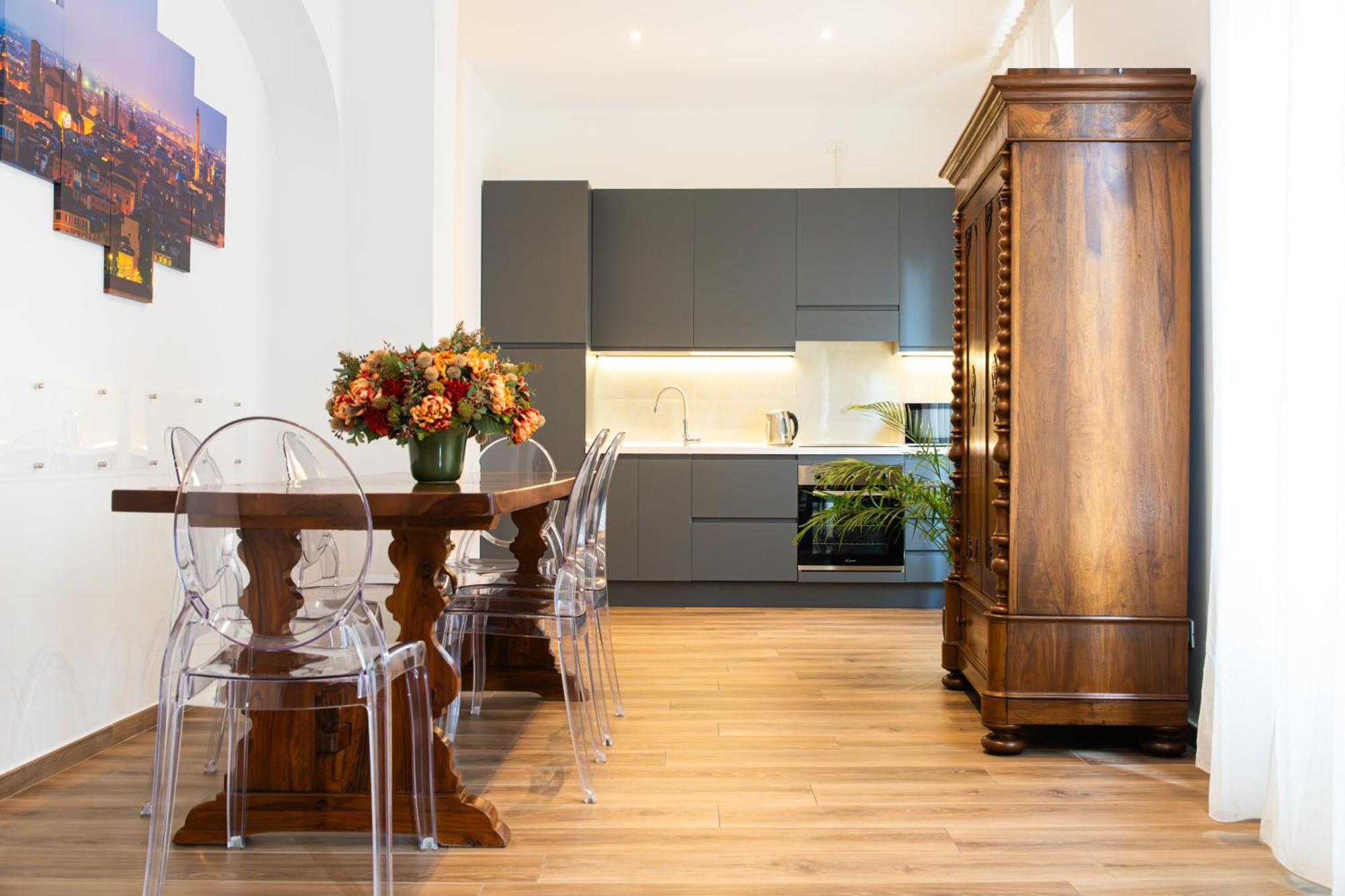 New - Venturini Suites In Bologna Centre ภายนอก รูปภาพ